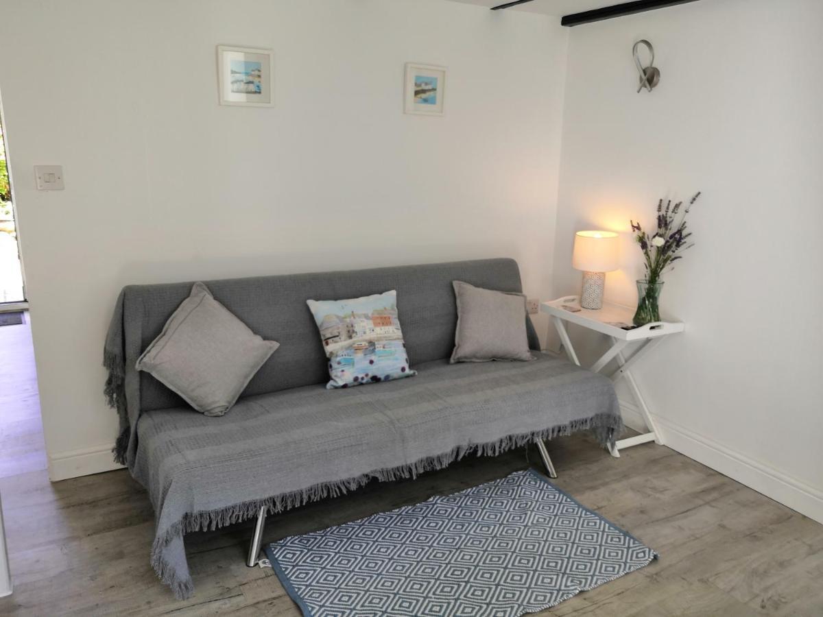 Captivating Isolde Cottage With Pool Near St Ives Camborne Luaran gambar