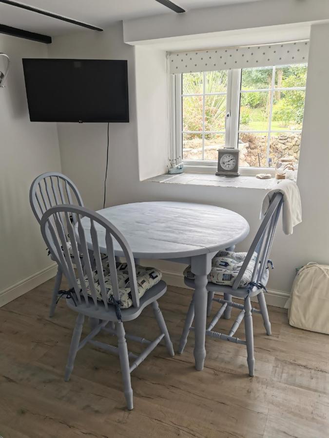 Captivating Isolde Cottage With Pool Near St Ives Camborne Luaran gambar